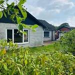 Scandinavian House Hotel- Holbol, Hébergement de vacances *