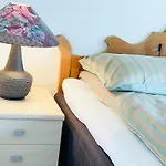 Scandinavian House Hotel- Holbol, Hébergement de vacances *