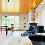 Scandinavian House Hotel- Holbol, Hébergement de vacances