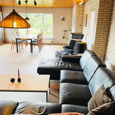 Scandinavian House Hotel- Holbol, Prázdninový dům *