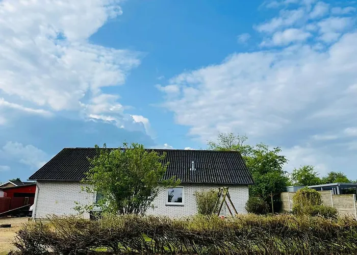 Scandinavian House Hotel- Holbol, *