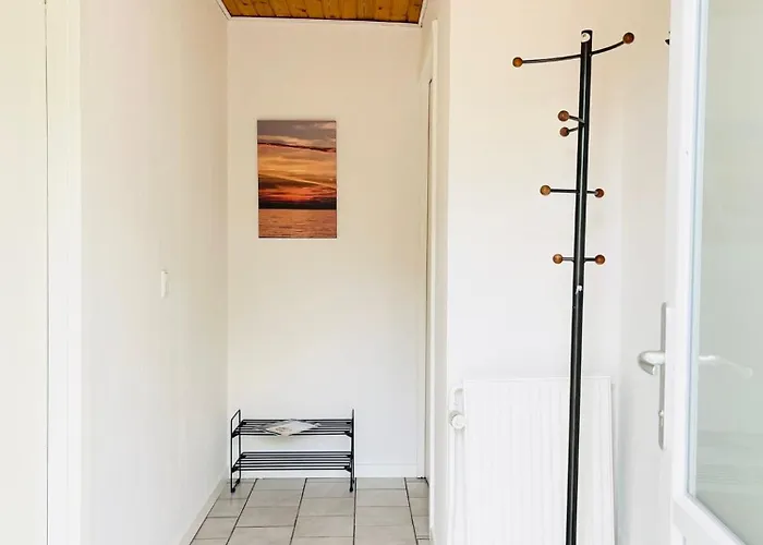 Scandinavian House Hotel- Holbol, * קרוסה