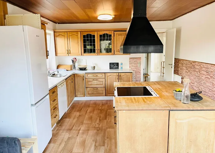 בית נופש Scandinavian House Hotel- Holbol,