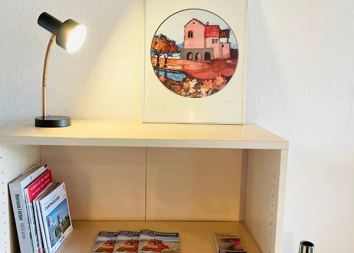 Scandinavian House Hotel- Holbol, בית נופש קרוסה