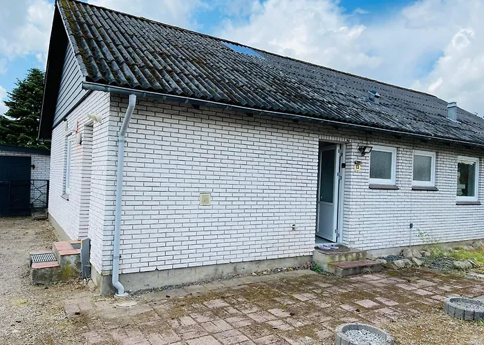 Scandinavian House Hotel- Holbol,